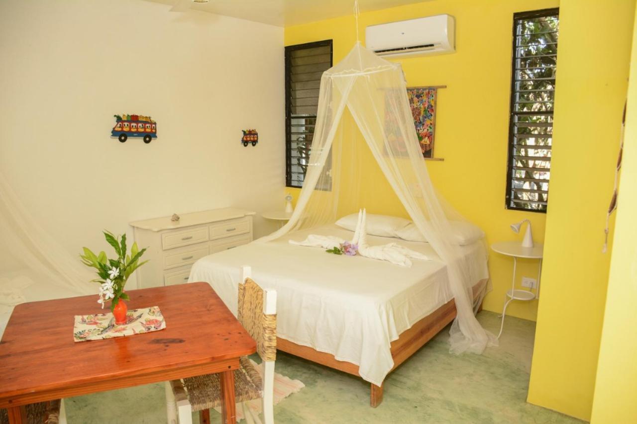 Cabarete Surf Camp Hotell Exteriör bild